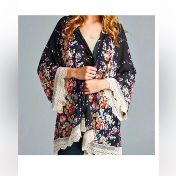 Size small/ medium - Umgee black boho floral open-front kimono cardigan lace - Picture 6 of 6